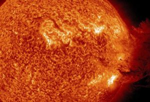 Solar storms create problems on Earth 